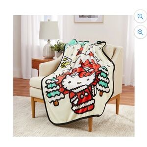 Hello Kitty Holiday Throw Blanket - Multicolor